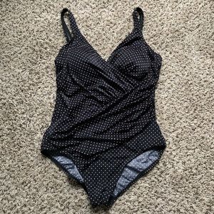 Miraclesuit size 16